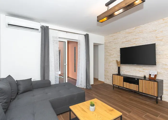 Franchesco * Šibenik